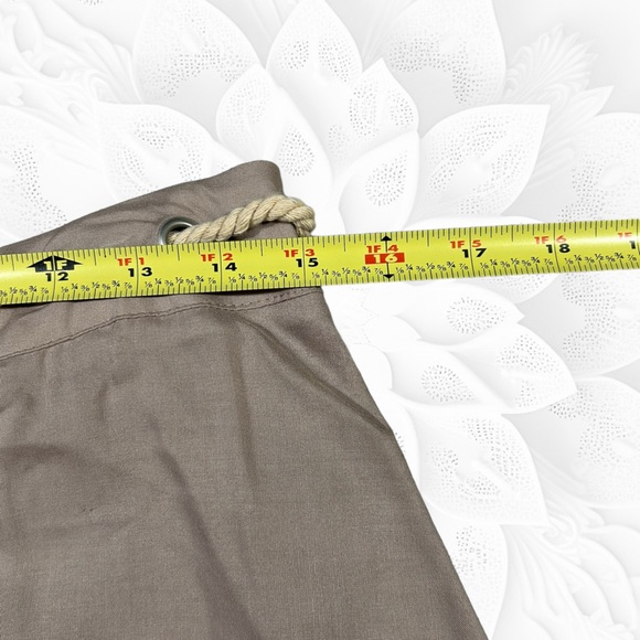 Cute Tan Skirt With Rope Drawstring. - Picture 14 of 14